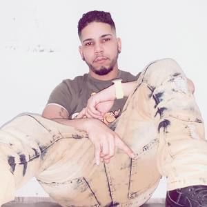 Meet your Posher, Gil